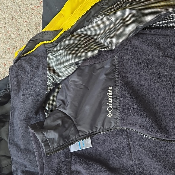 Columbia Winter Coat - Picture 10 of 10